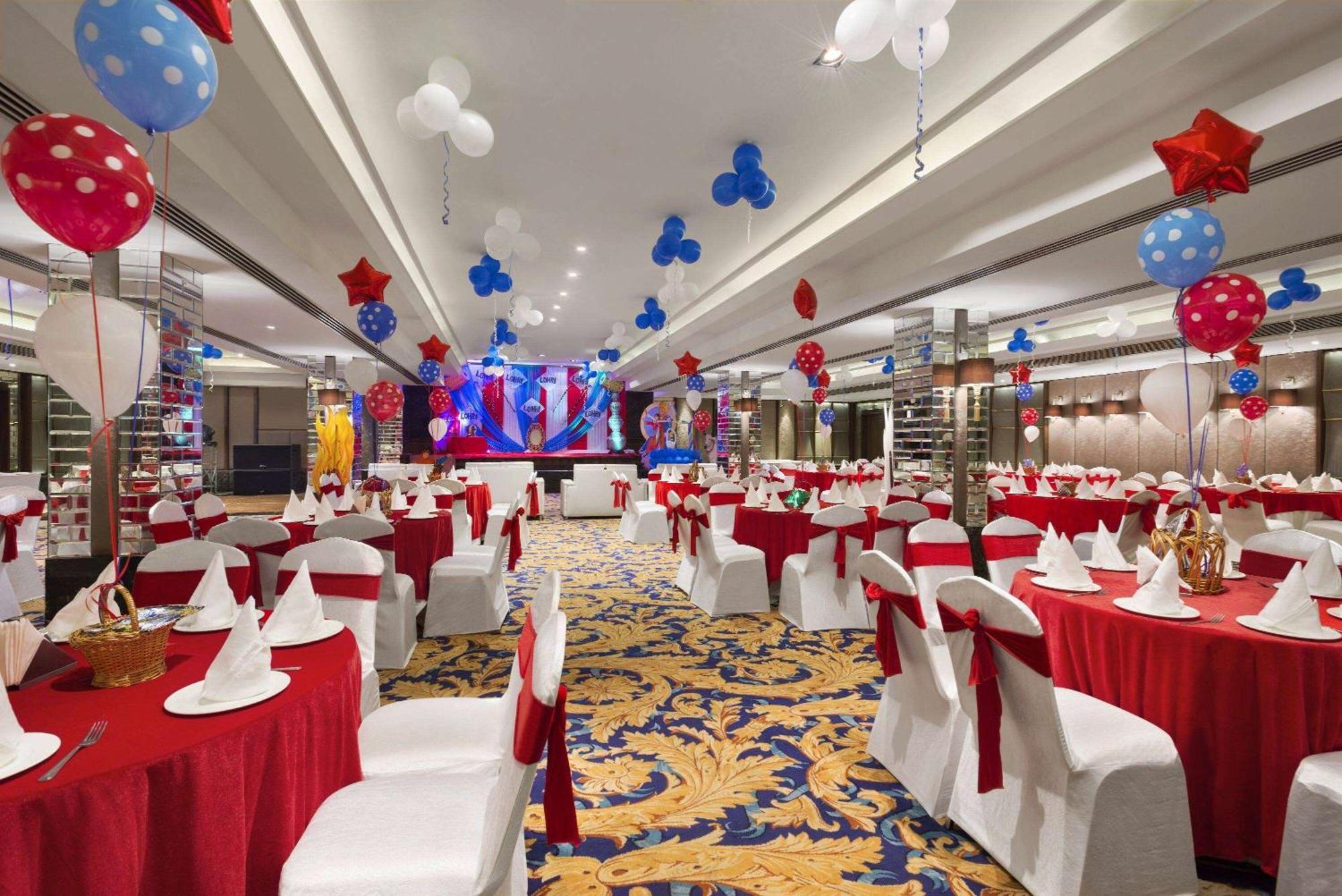 Ramada By Wyndham Jalandhar City Center Экстерьер фото